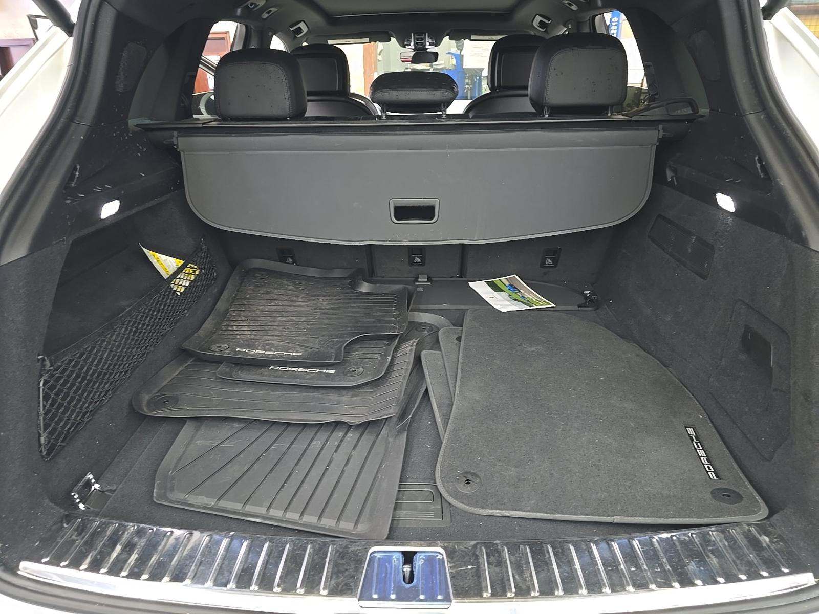 2023 Porsche Cayenne Base AWD