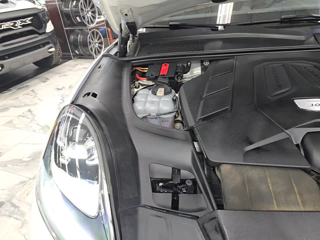 2023 Porsche Cayenne Base AWD