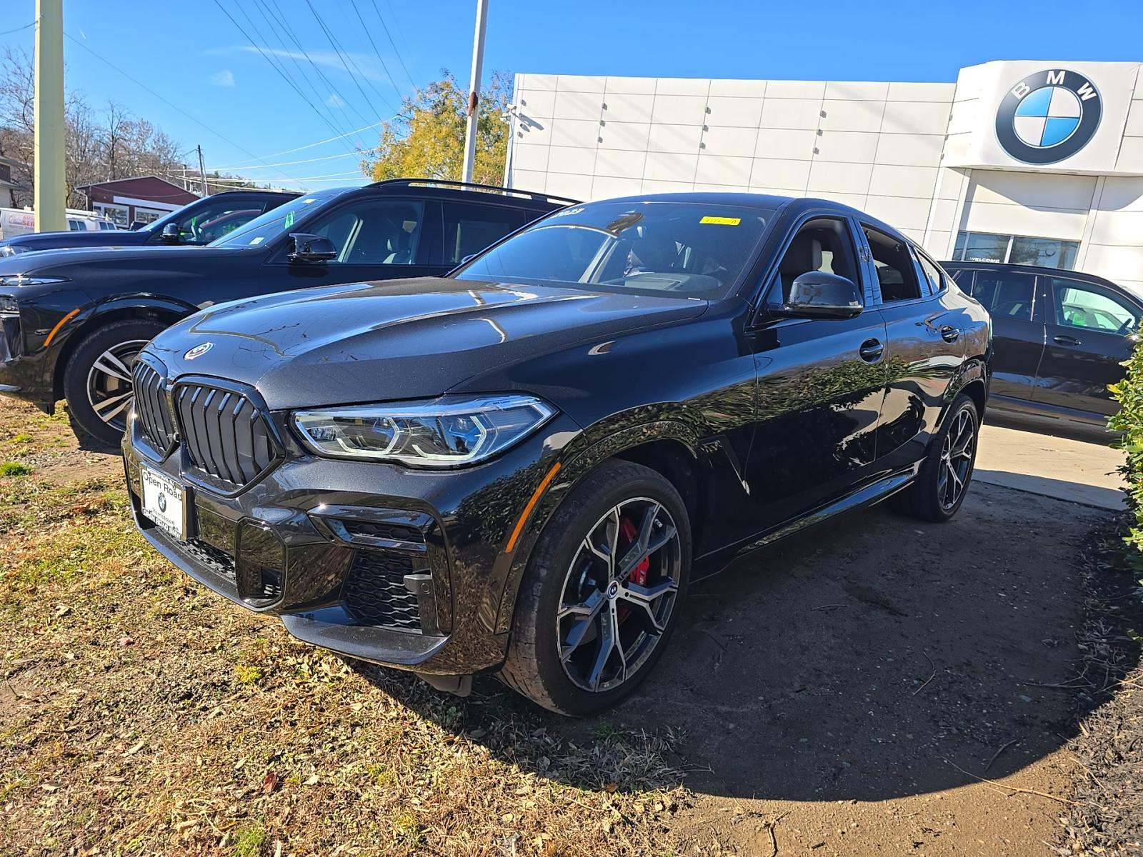 2023 BMW X6 M50i AWD