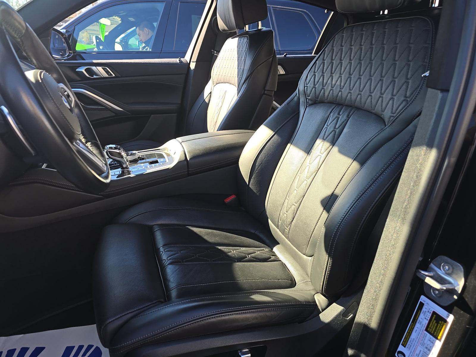 2023 BMW X6 M50i AWD