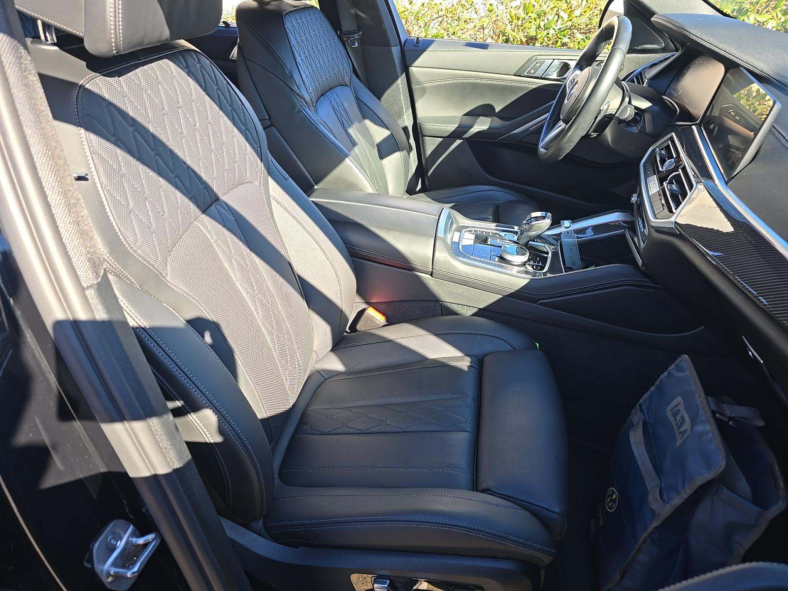 2023 BMW X6 M50i AWD