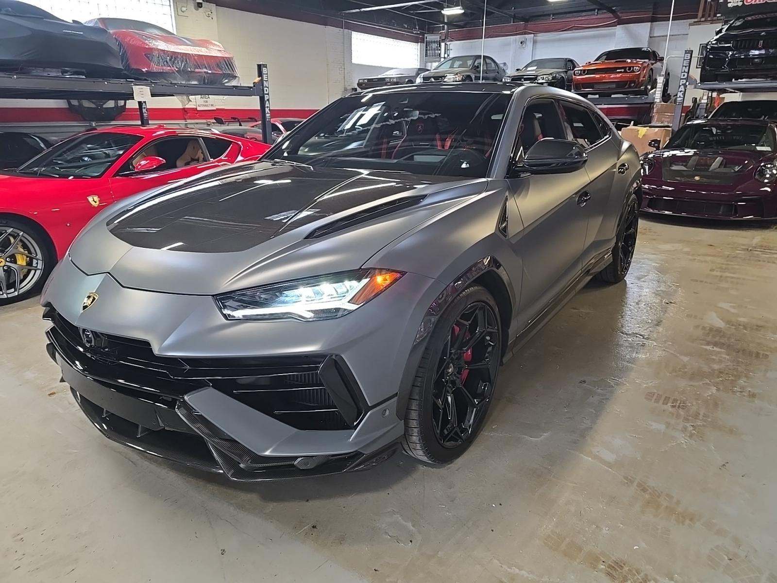 2024 Lamborghini Urus Performante AWD