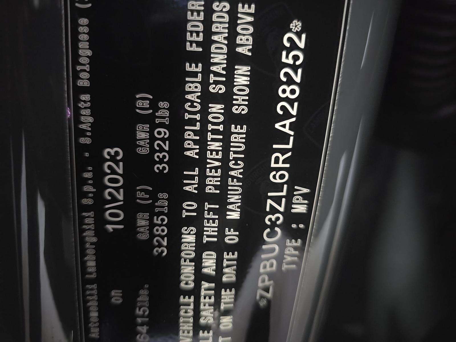 2024 Lamborghini Urus Performante AWD