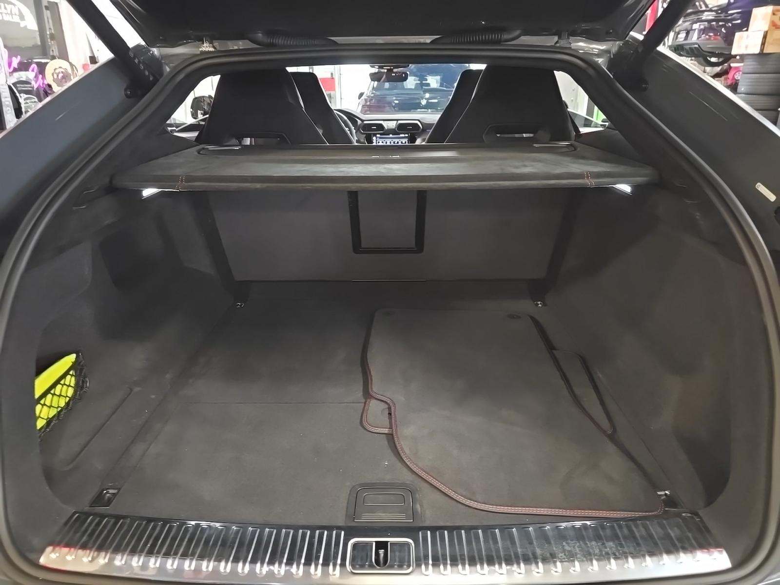 2024 Lamborghini Urus Performante AWD