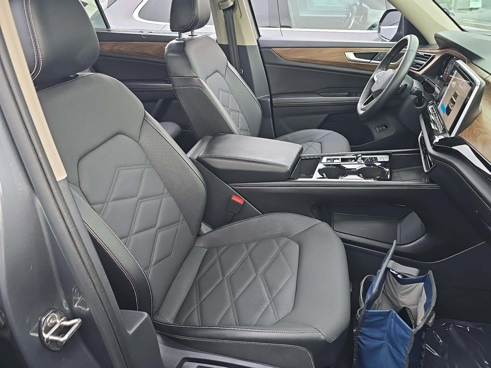 2024 Volkswagen Atlas 2.0T SE AWD