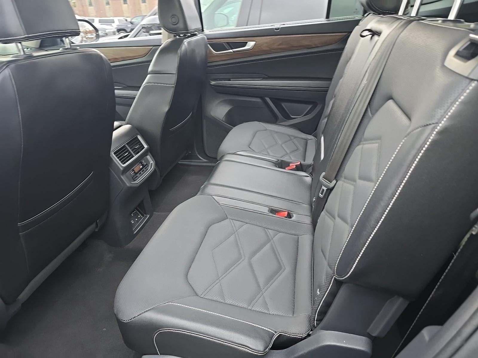 2024 Volkswagen Atlas 2.0T SE AWD