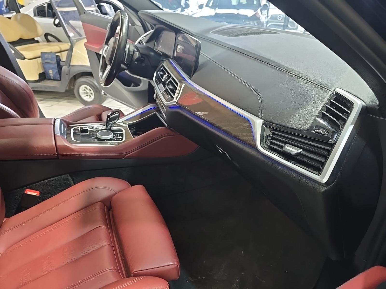 2022 BMW X6 xDrive40i AWD