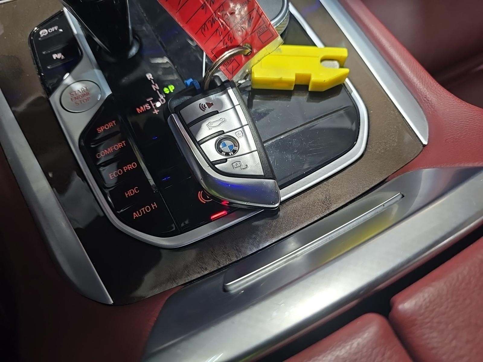 2022 BMW X6 xDrive40i AWD