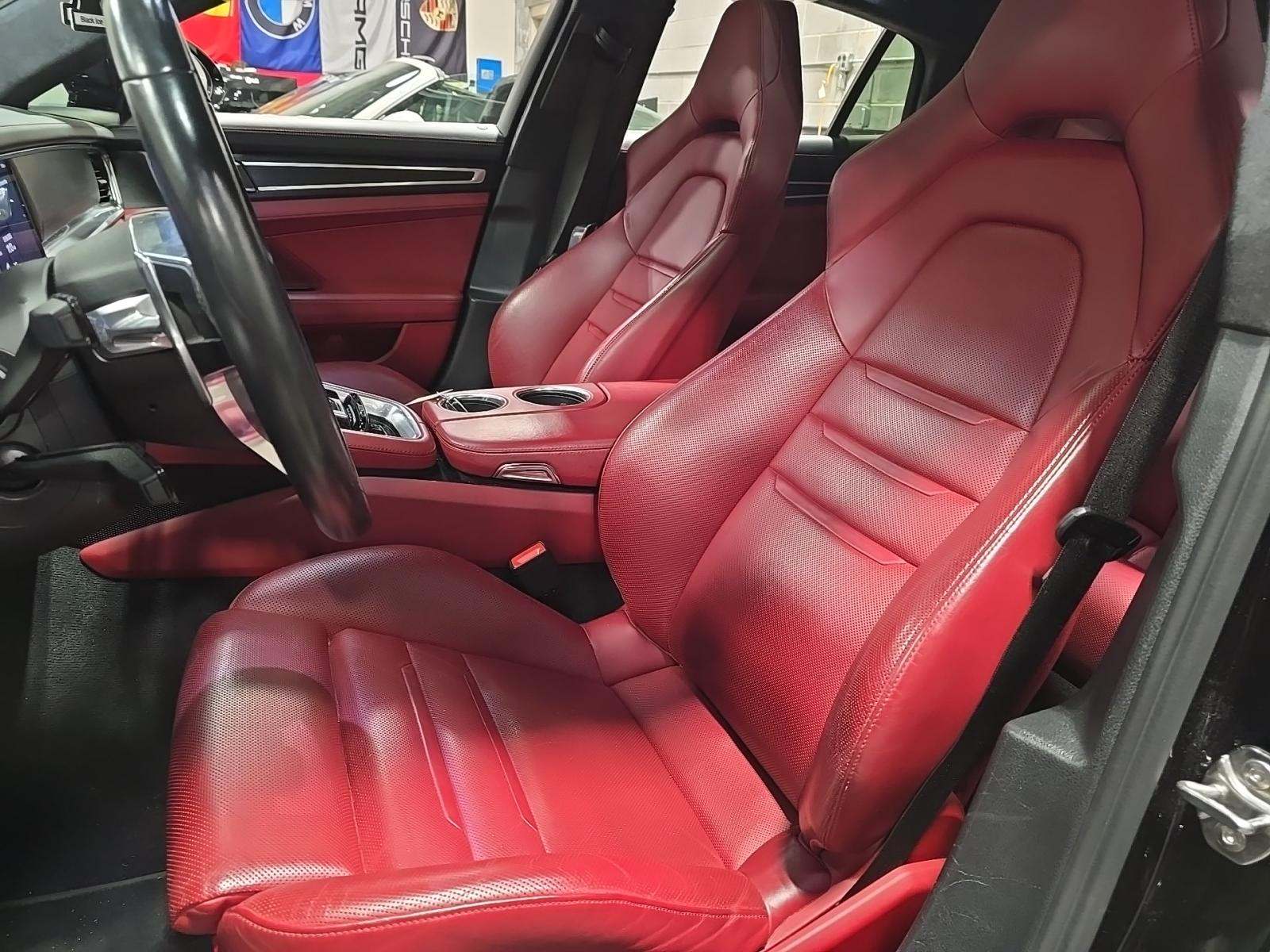 2020 Porsche Panamera GTS AWD