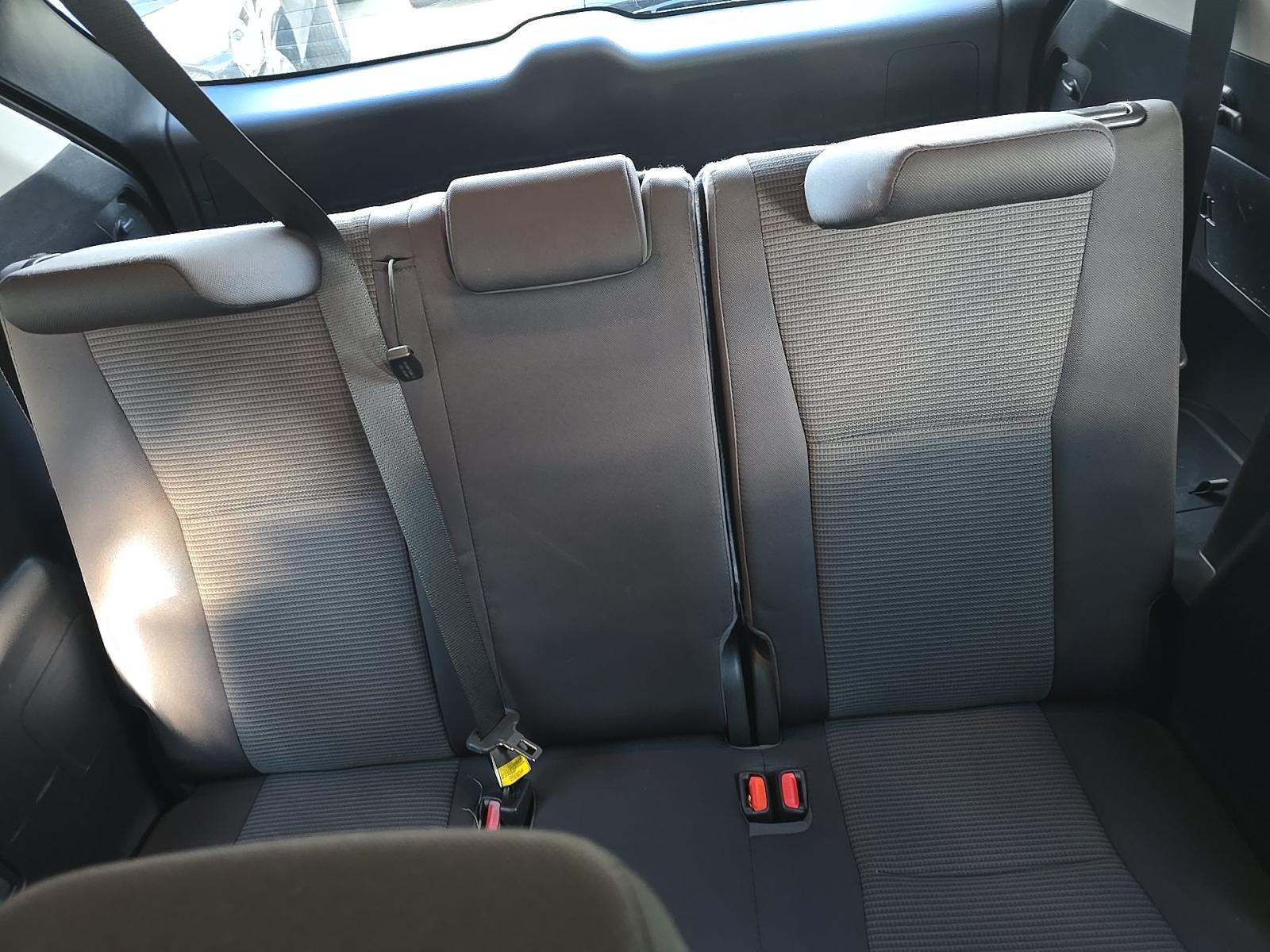 2023 Toyota Highlander LE FWD