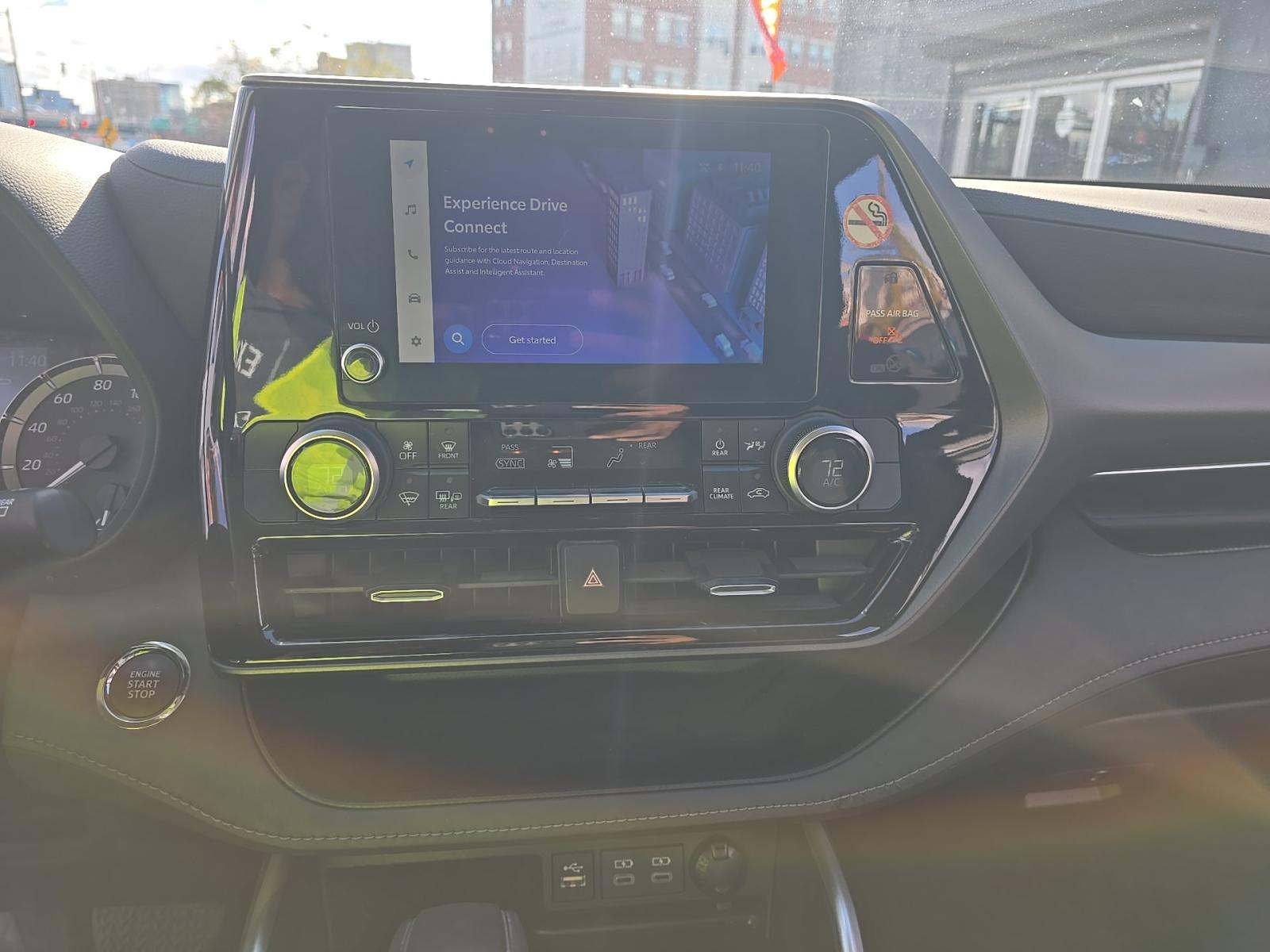 2023 Toyota Highlander LE FWD