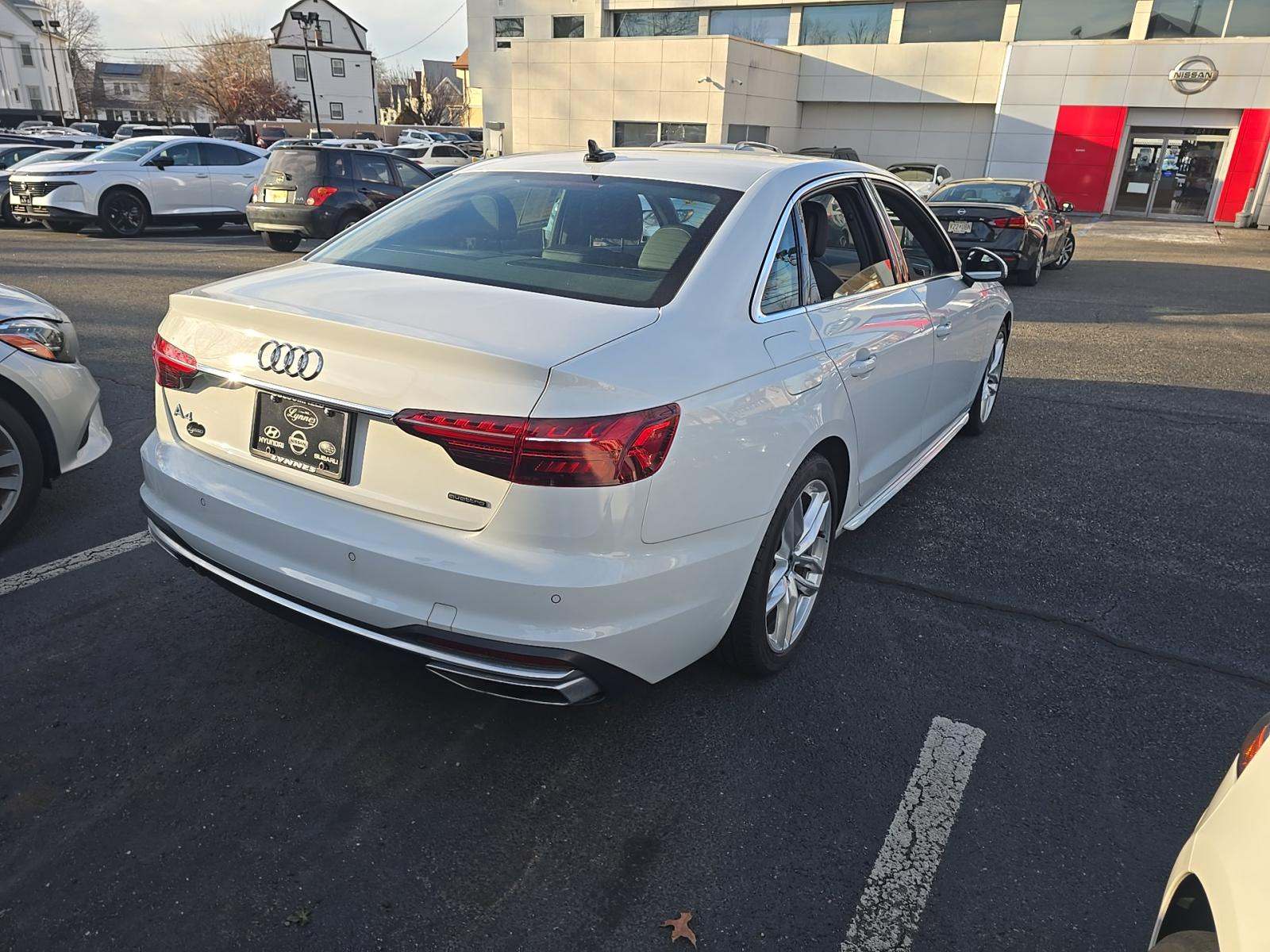 2022 Audi A4 S line Premium Plus AWD
