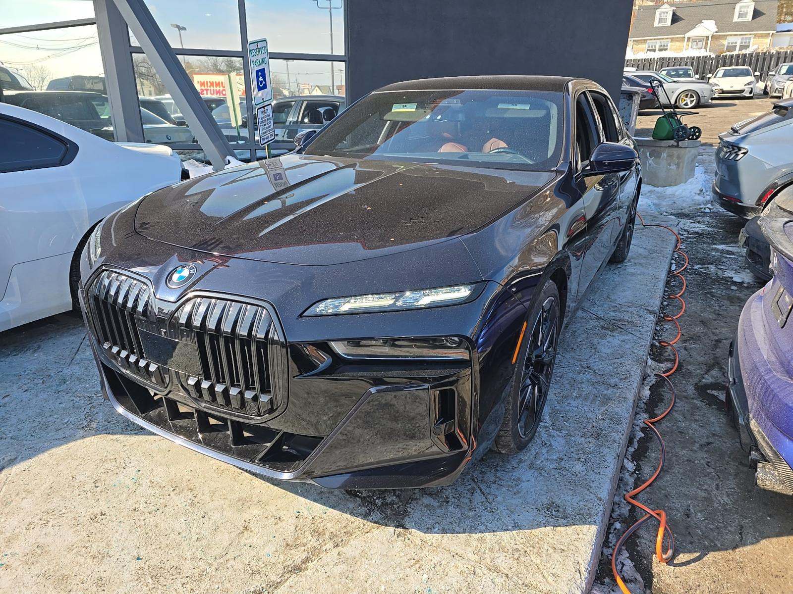 2023 BMW 7 Series 760i xDrive AWD