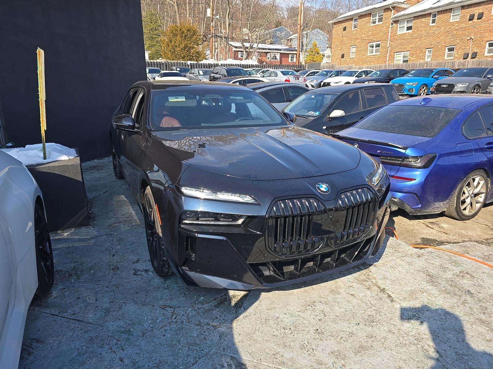 2023 BMW 7 Series 760i xDrive AWD