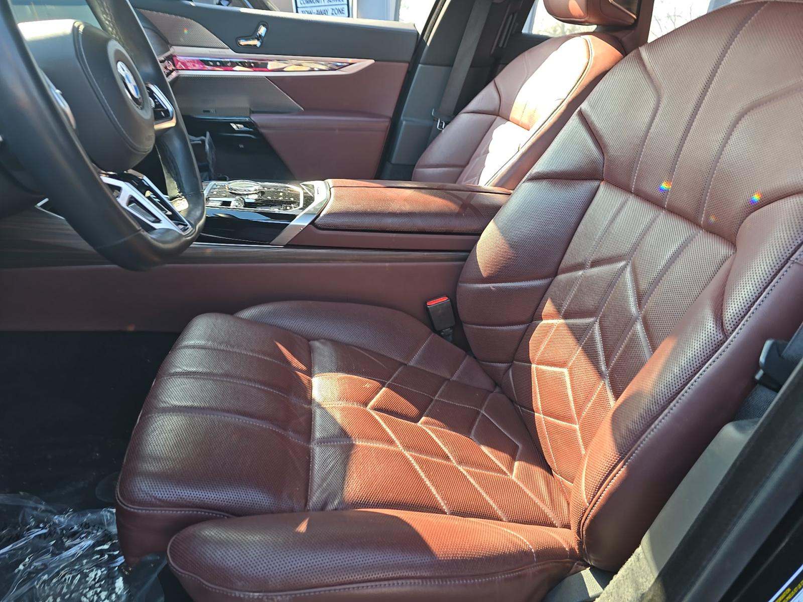 2023 BMW 7 Series 760i xDrive AWD