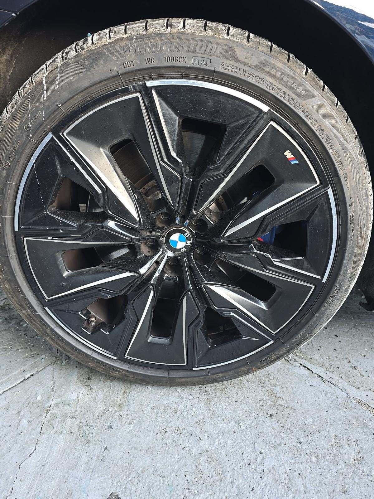 2023 BMW 7 Series 760i xDrive AWD