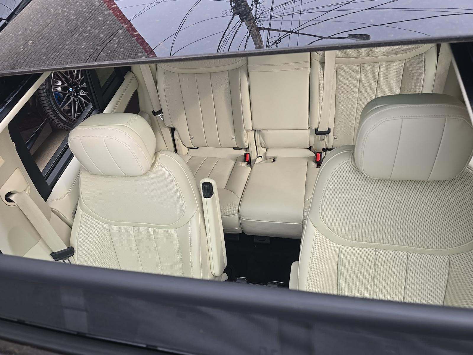 2024 Land Rover Range Rover SE AWD