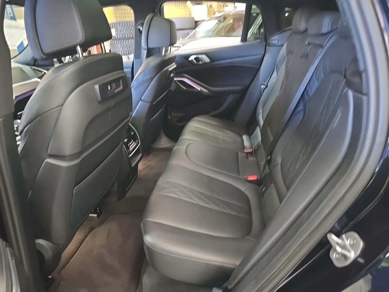 2023 BMW X6 xDrive40i AWD