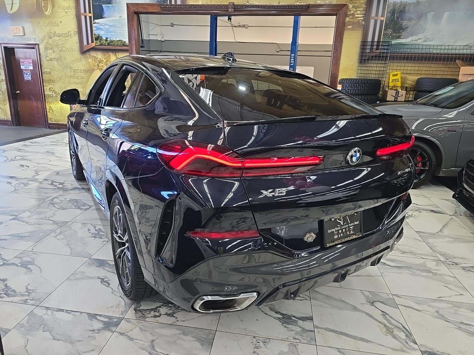 2023 BMW X6 xDrive40i AWD