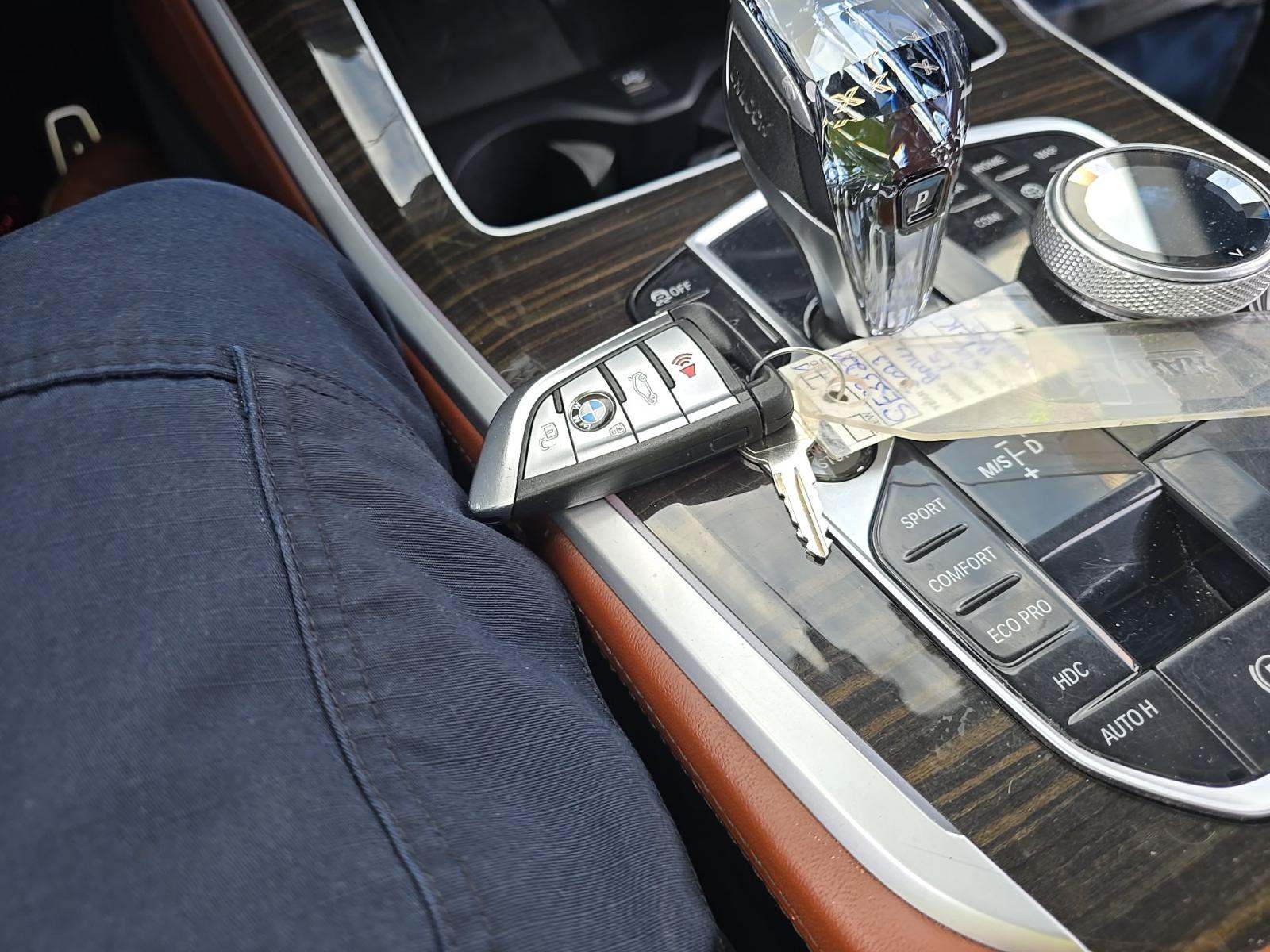 2023 BMW X5 M50i AWD