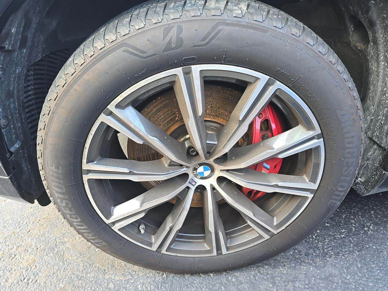 2023 BMW X5 M50i AWD