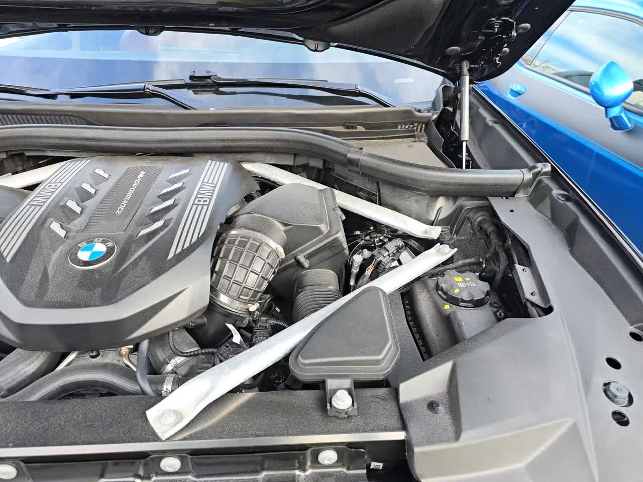 2023 BMW X5 M50i AWD