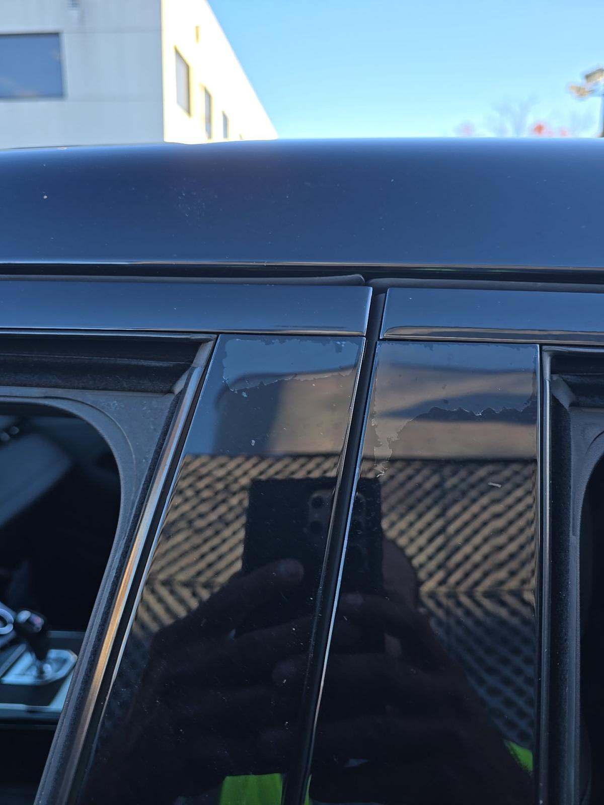 2022 Land Rover Range Rover Evoque R-Dynamic SE AWD