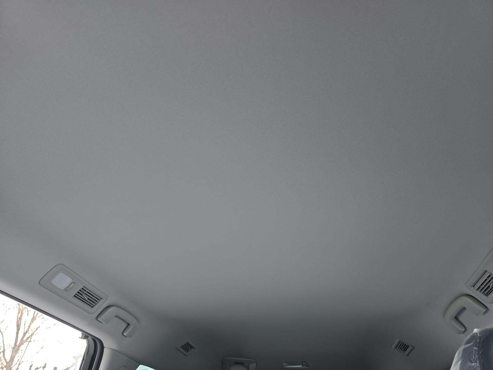 2025 Nissan Pathfinder SL AWD