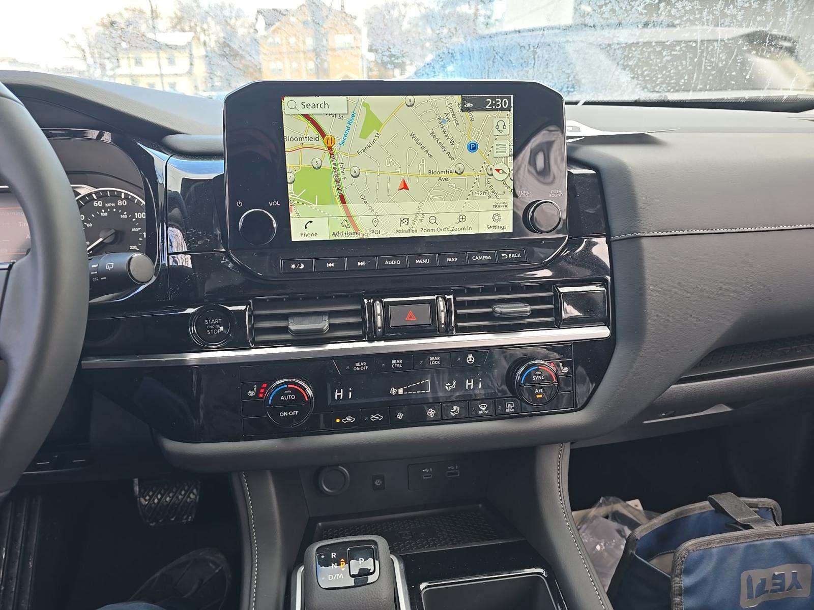 2025 Nissan Pathfinder SL AWD