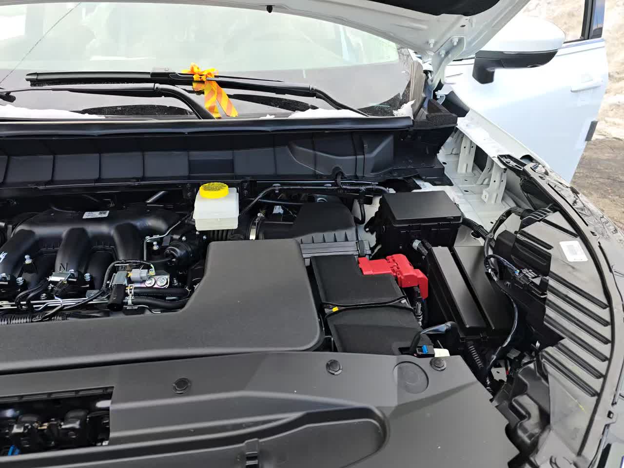 2025 Nissan Pathfinder SL AWD