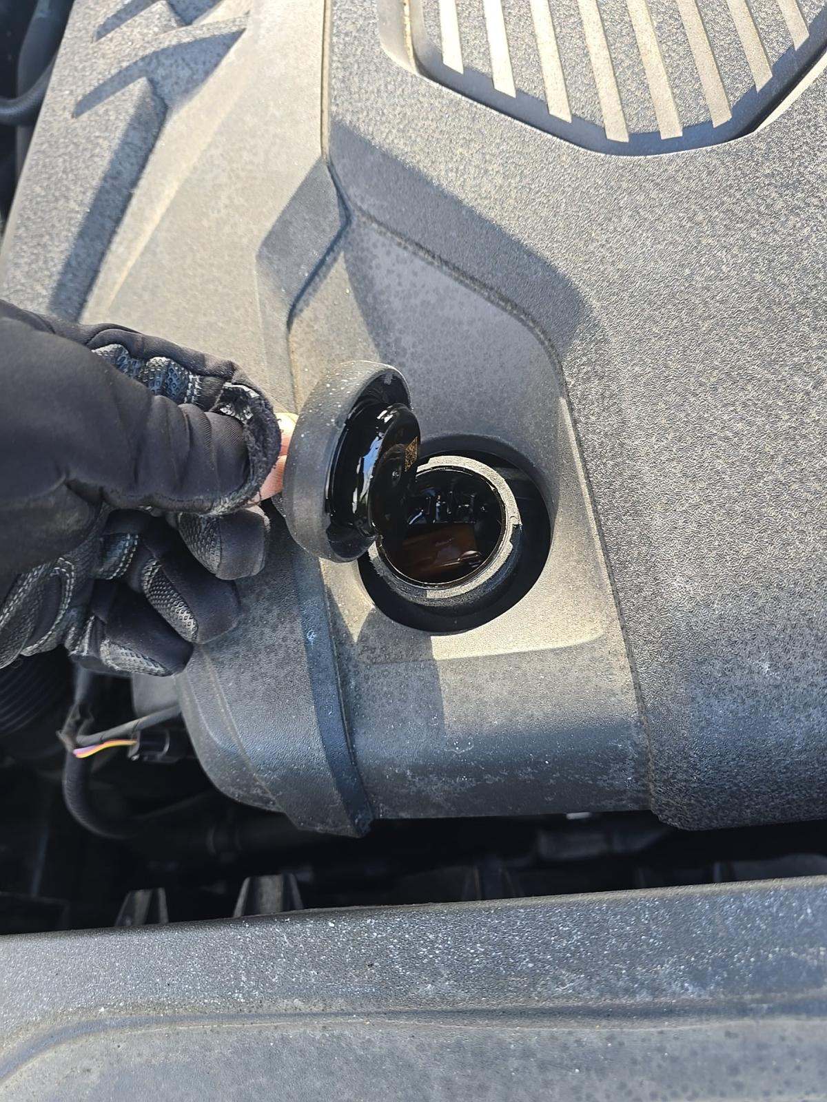 2022 Porsche Macan Base AWD