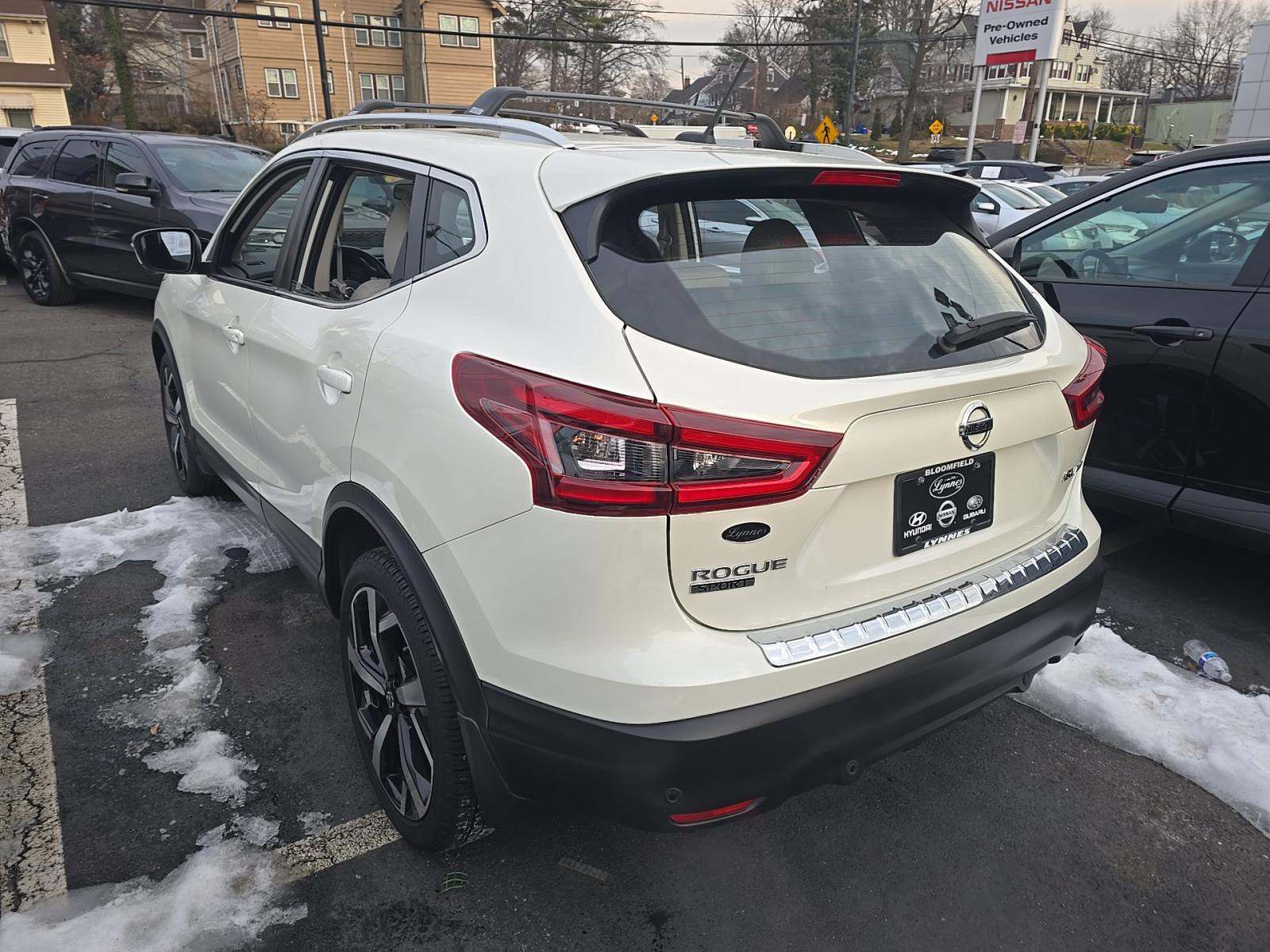 2022 Nissan Rogue Sport SL AWD