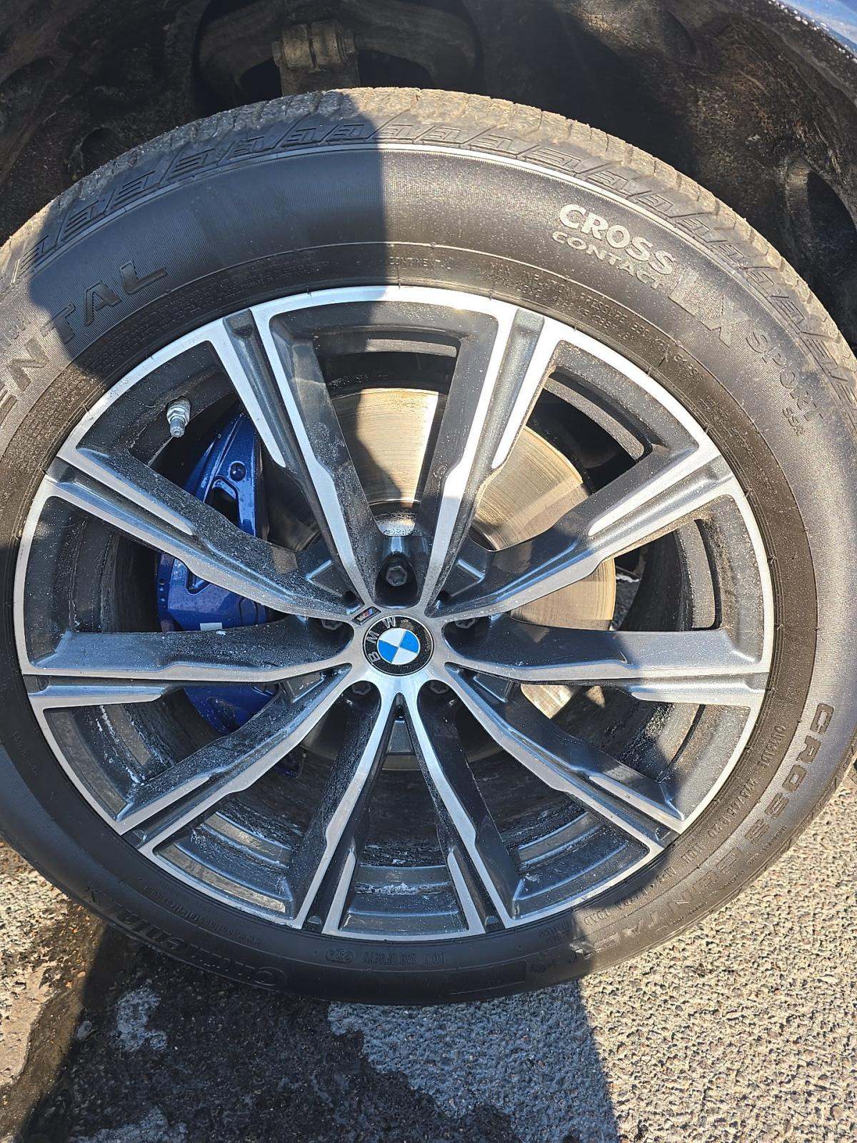 2023 BMW X6 xDrive40i AWD