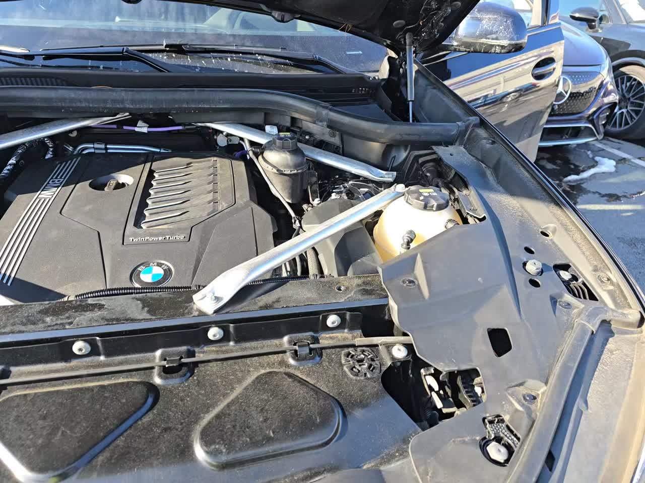 2023 BMW X6 xDrive40i AWD