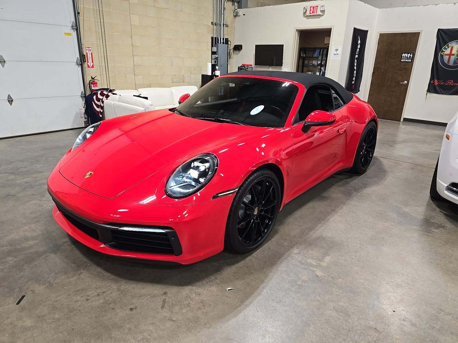 2022 Porsche 911 Carrera Cabriolet