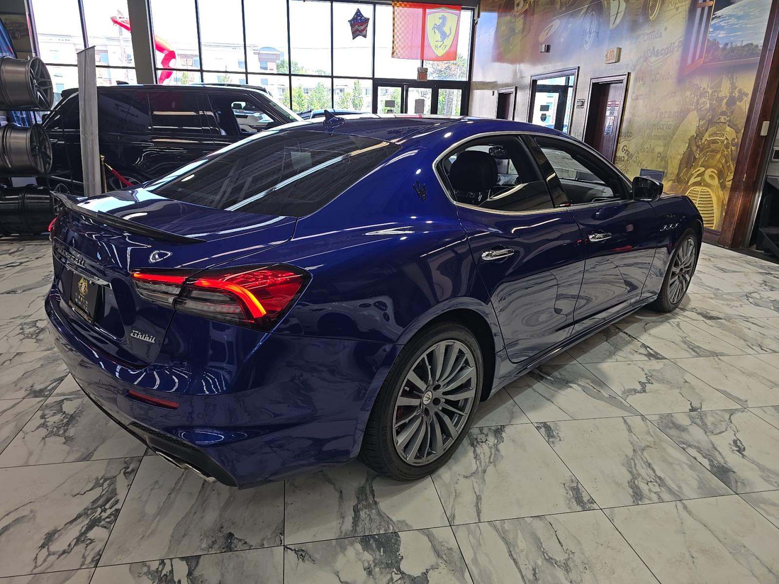 2022 Maserati Ghibli Modena Q4 AWD