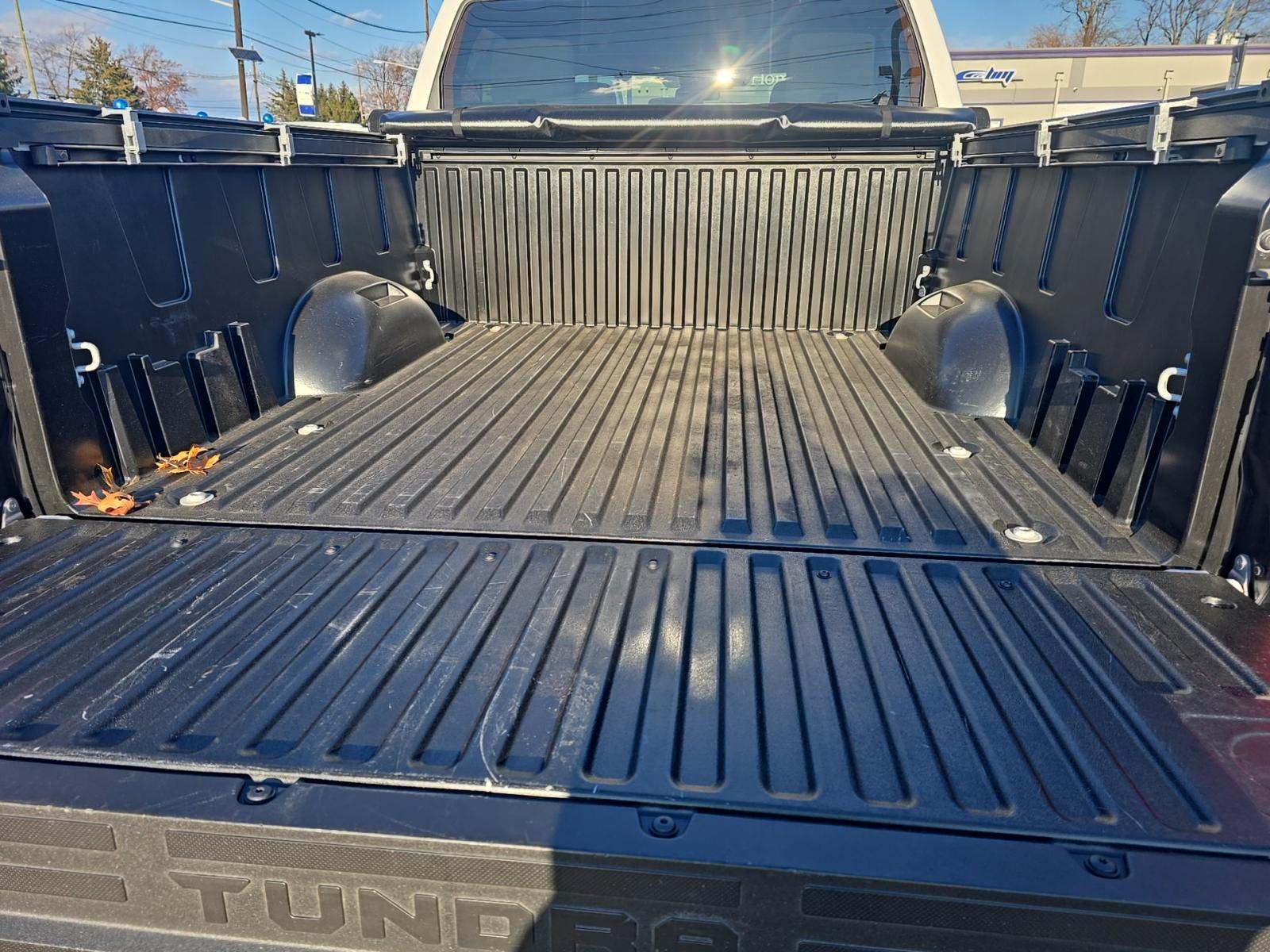 2024 Toyota Tundra SR5 AWD