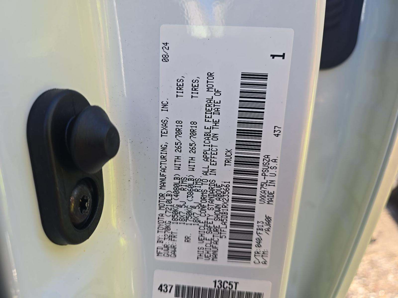 2024 Toyota Tundra SR5 AWD