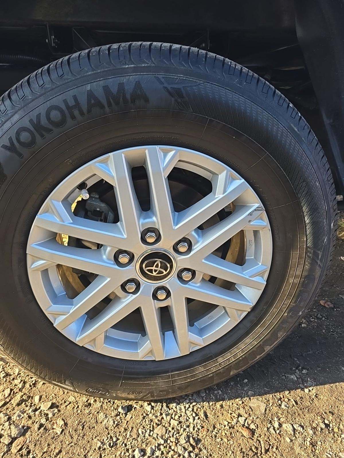 2024 Toyota Tundra SR5 AWD