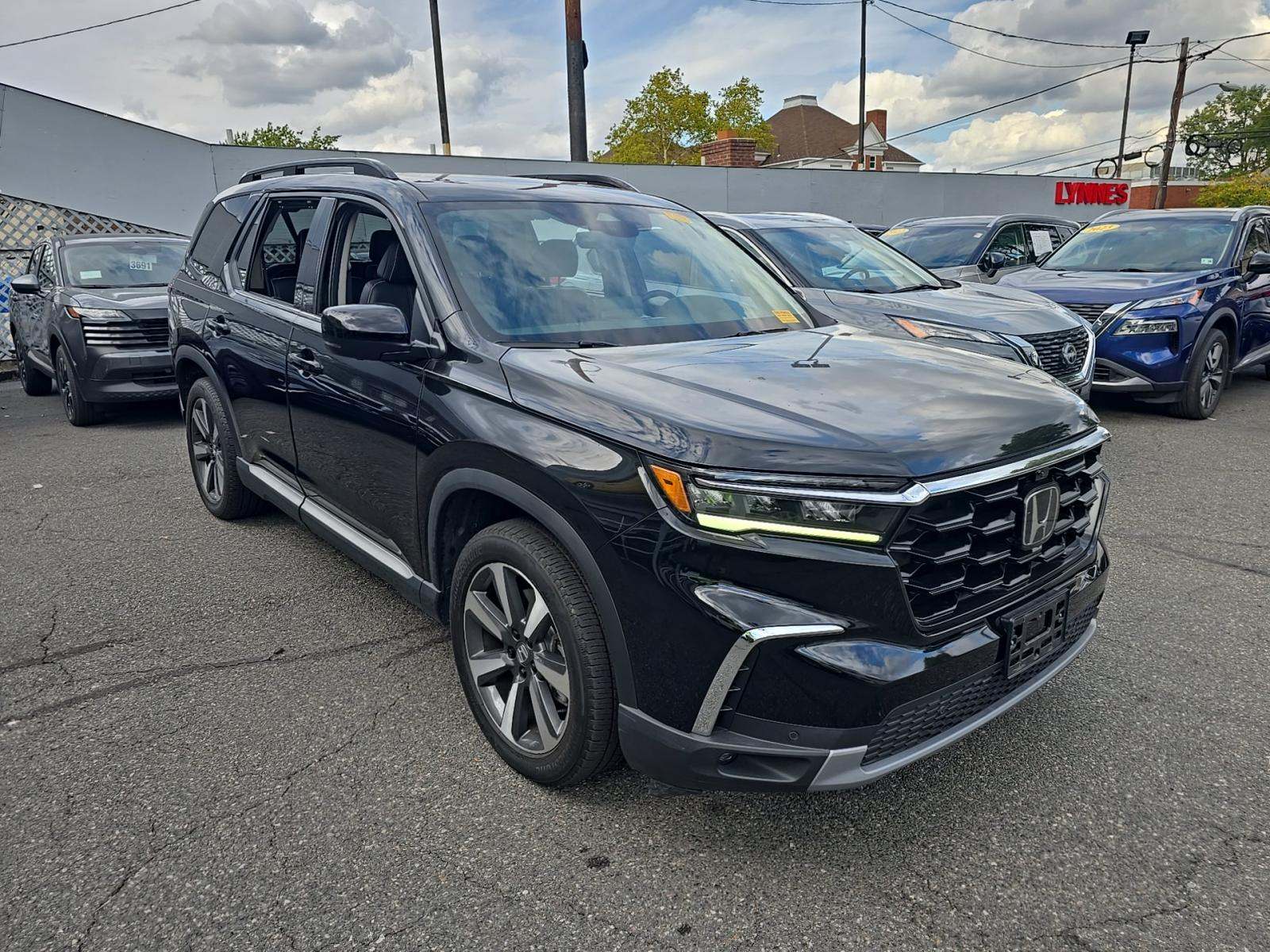 2023 Honda Pilot Elite AWD