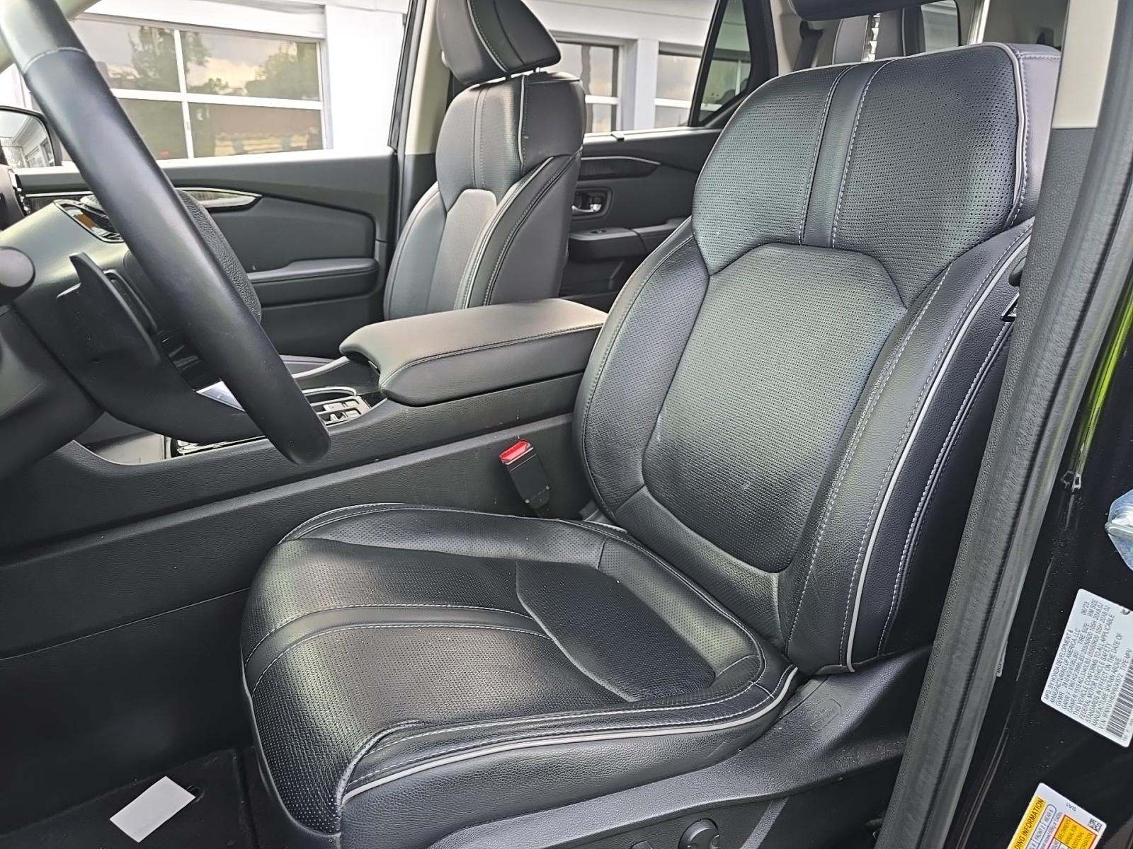 2023 Honda Pilot Elite AWD