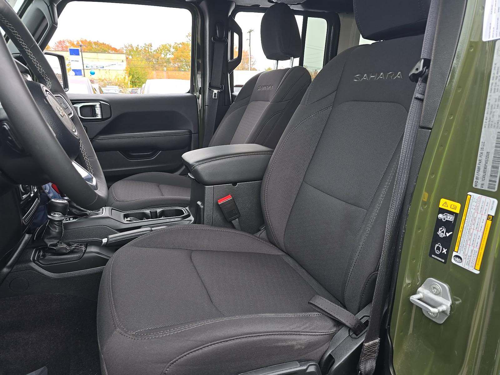 2023 Jeep Wrangler Sahara AWD