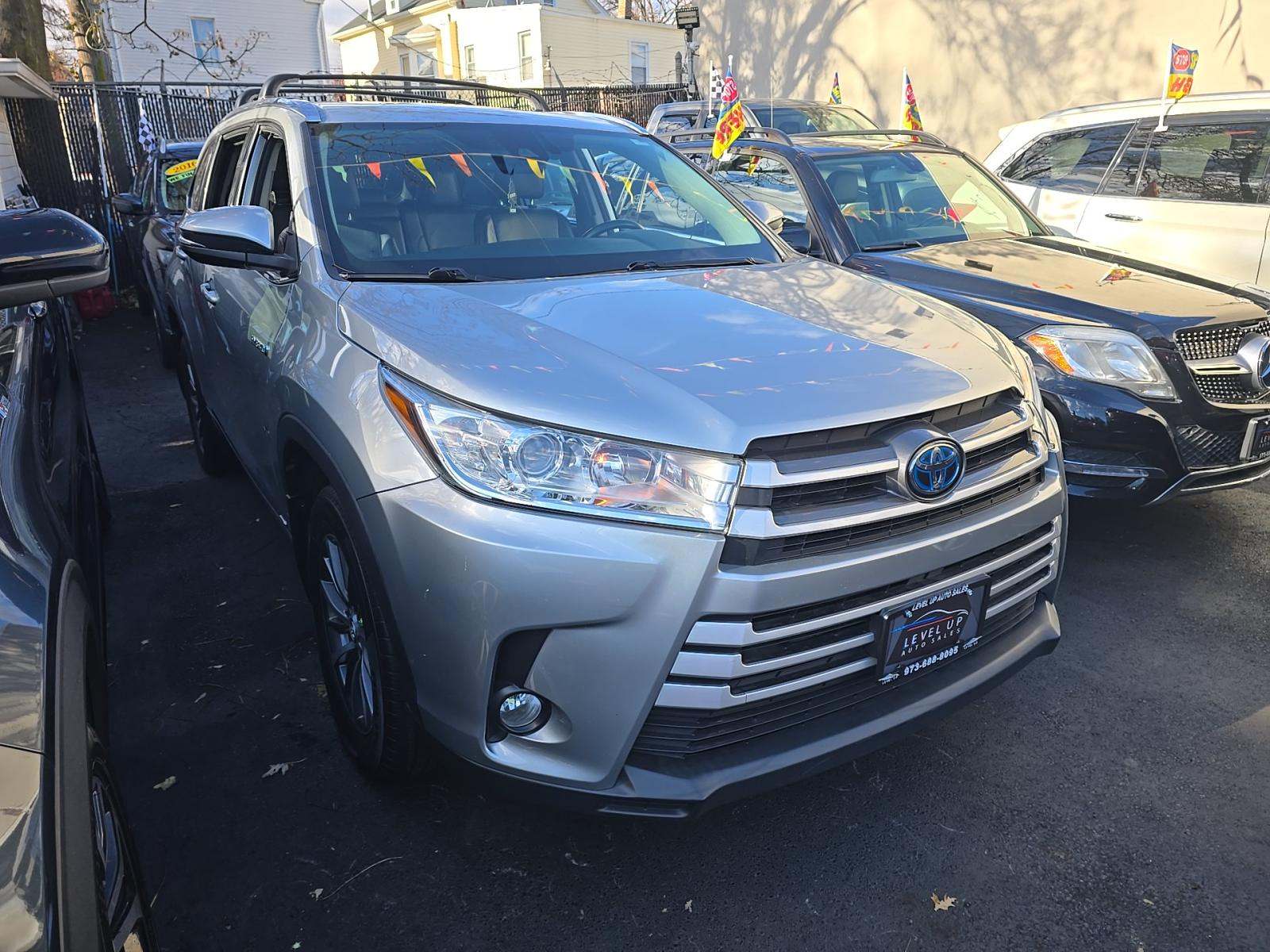 2018 Toyota Highlander Hybrid XLE AWD