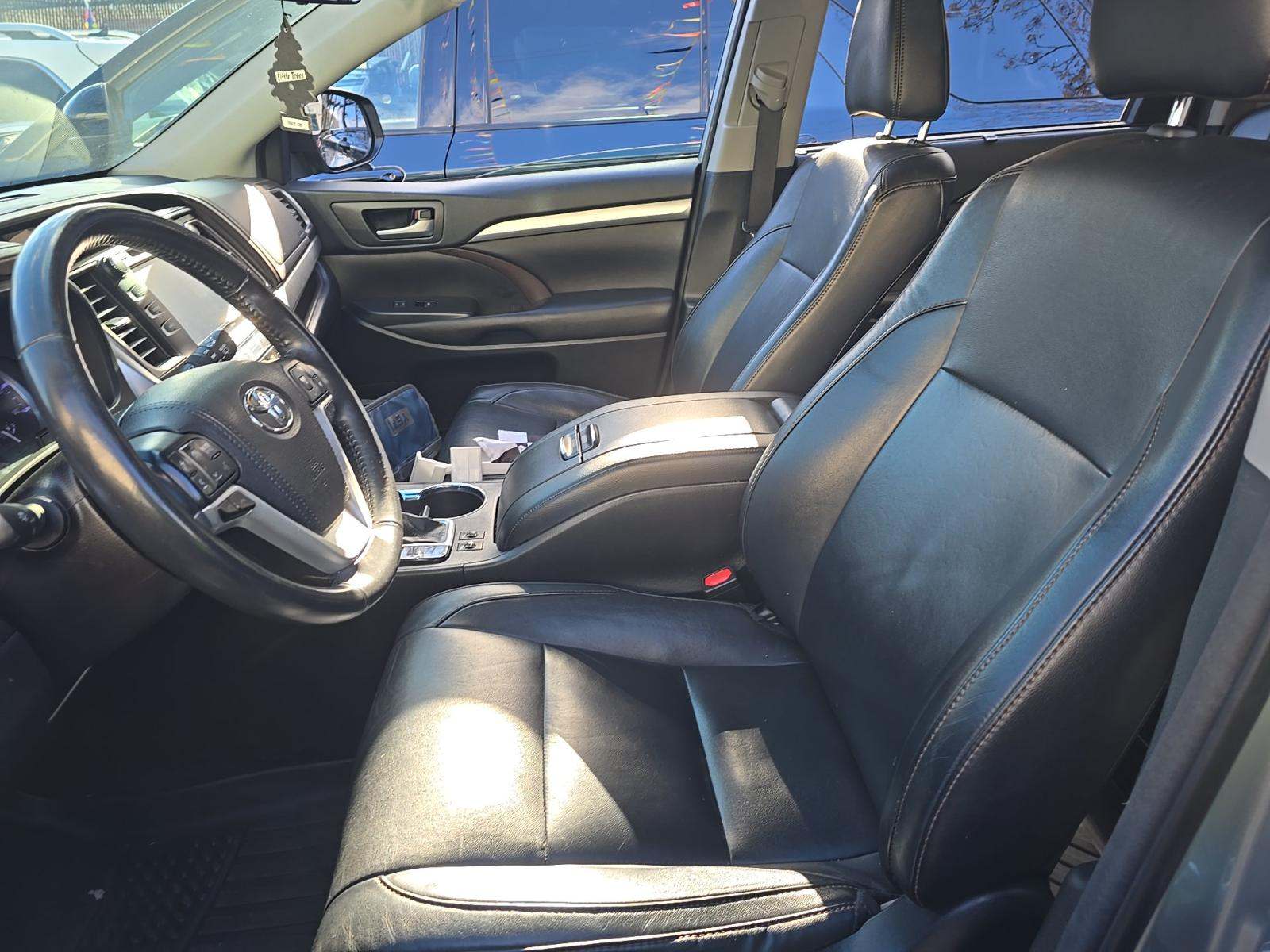 2018 Toyota Highlander Hybrid XLE AWD