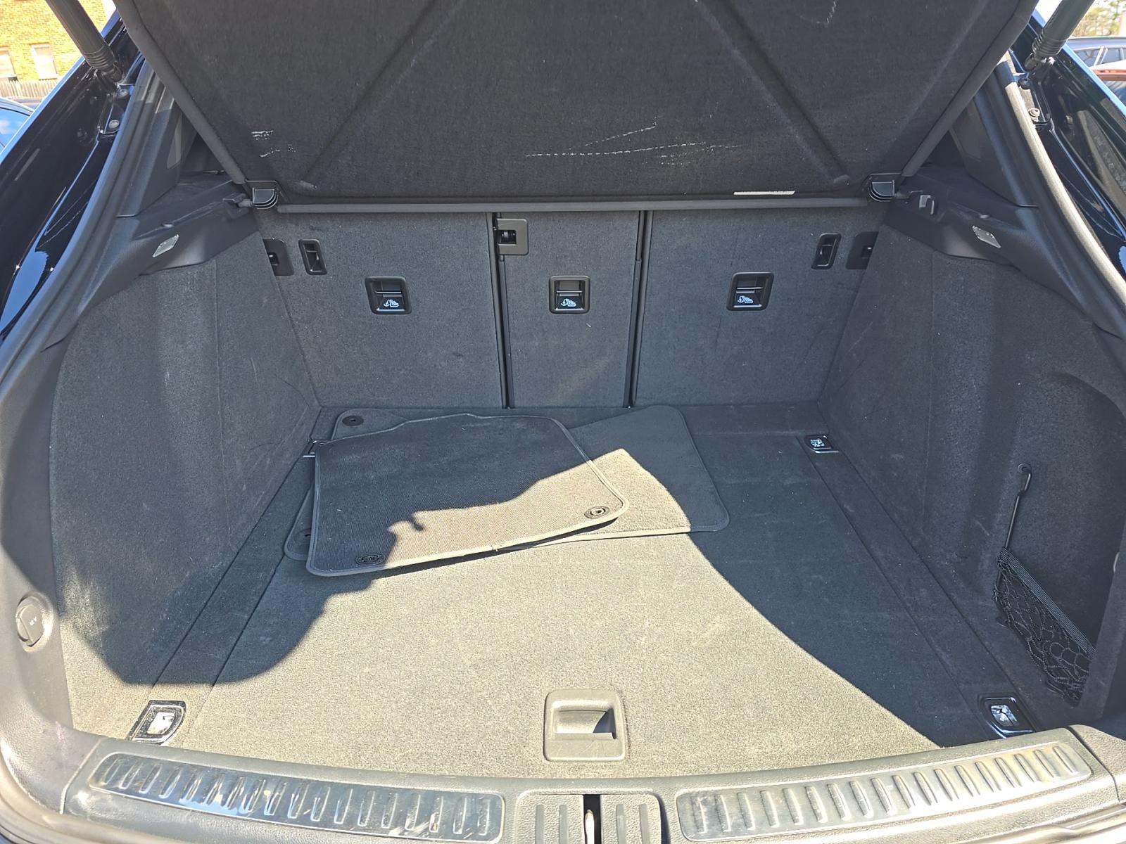 2024 Porsche Macan Base AWD