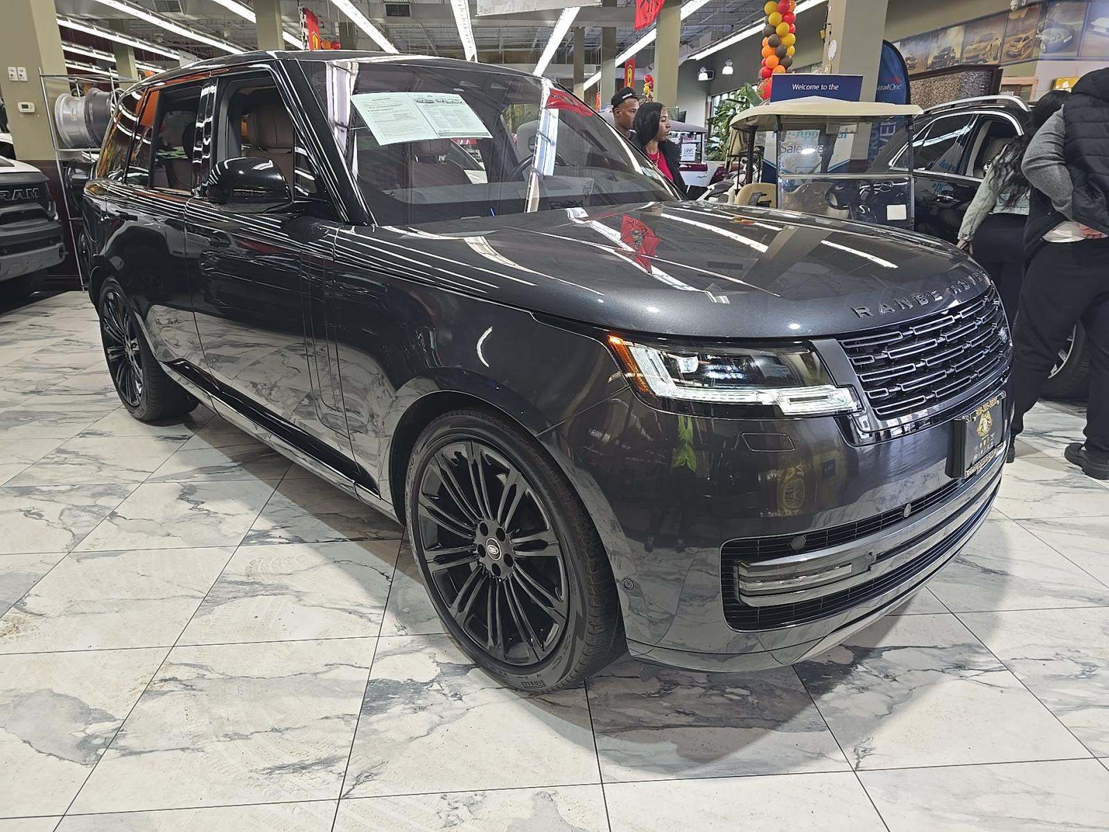 2023 Land Rover Range Rover SE AWD