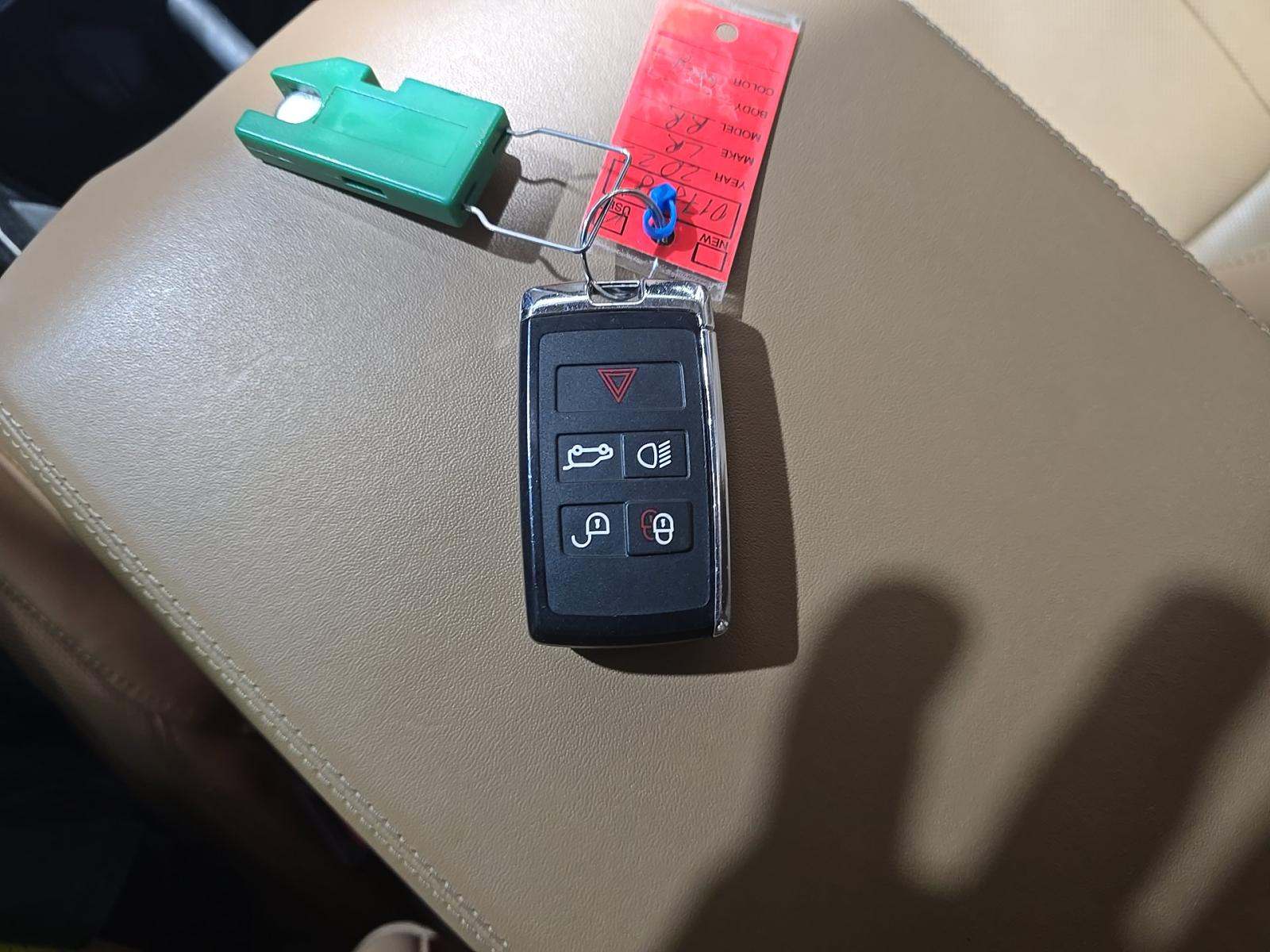 2023 Land Rover Range Rover SE AWD