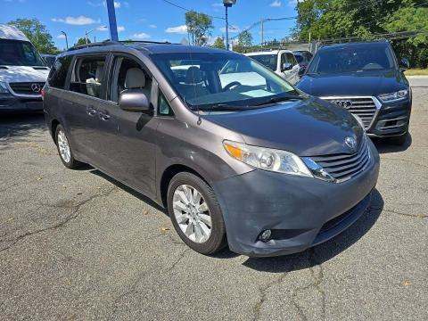 2012 Toyota Sienna XLE AWD