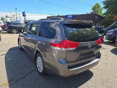 2012 Toyota Sienna XLE AWD