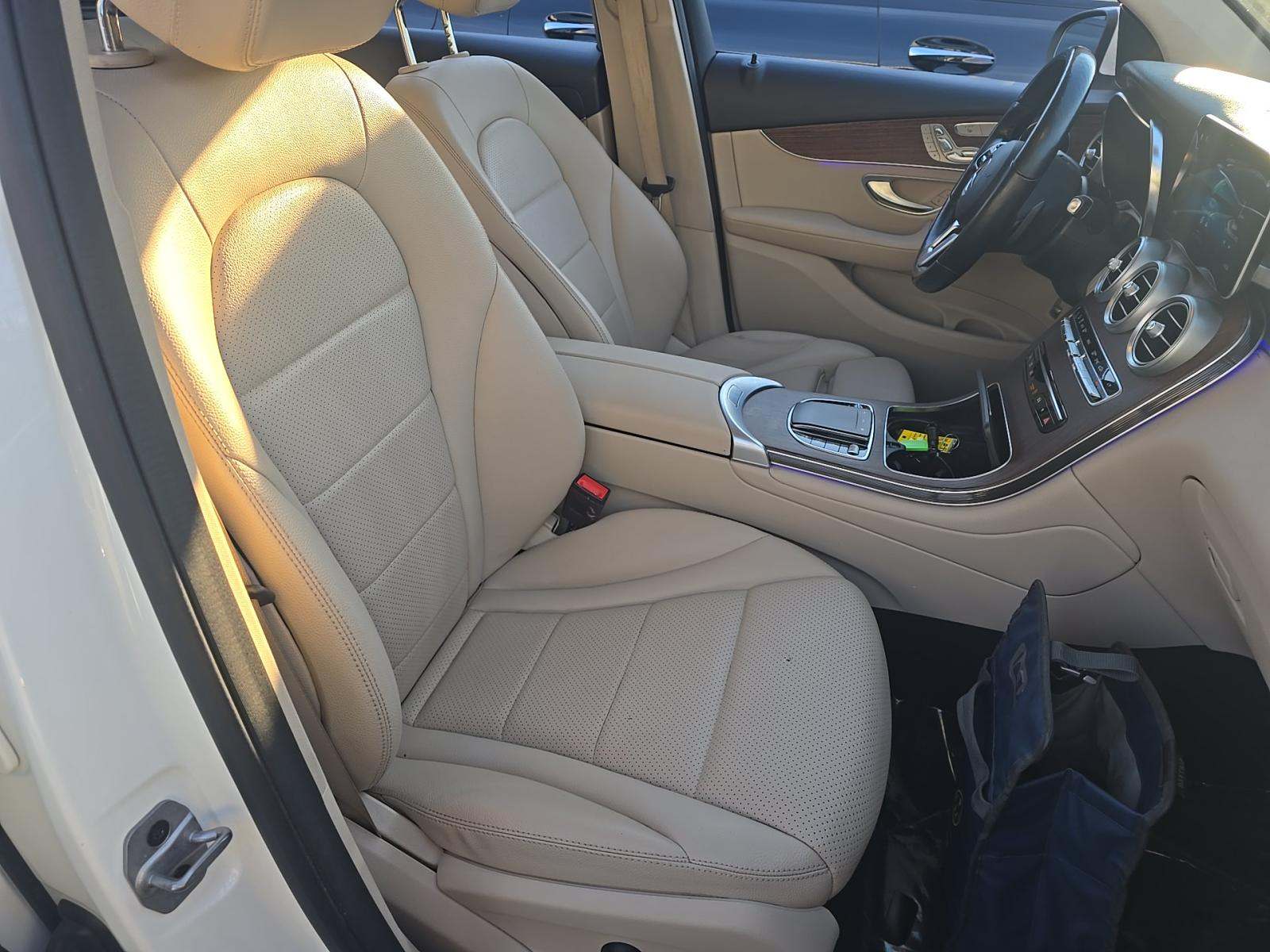 2022 Mercedes-Benz GLC GLC 300 AWD